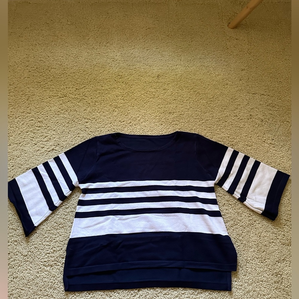 Crop top for women